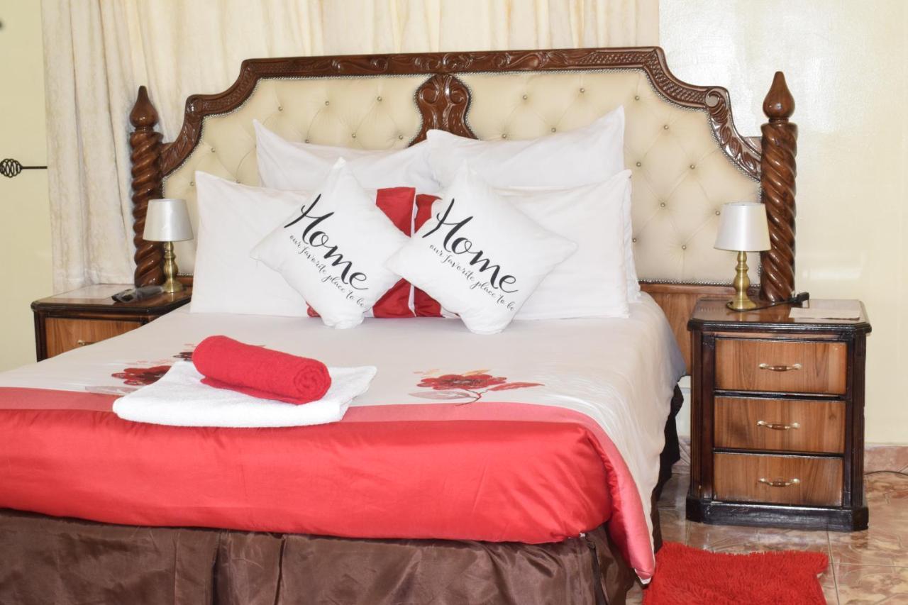 The Crown Inn Guest House Northwood Экстерьер фото