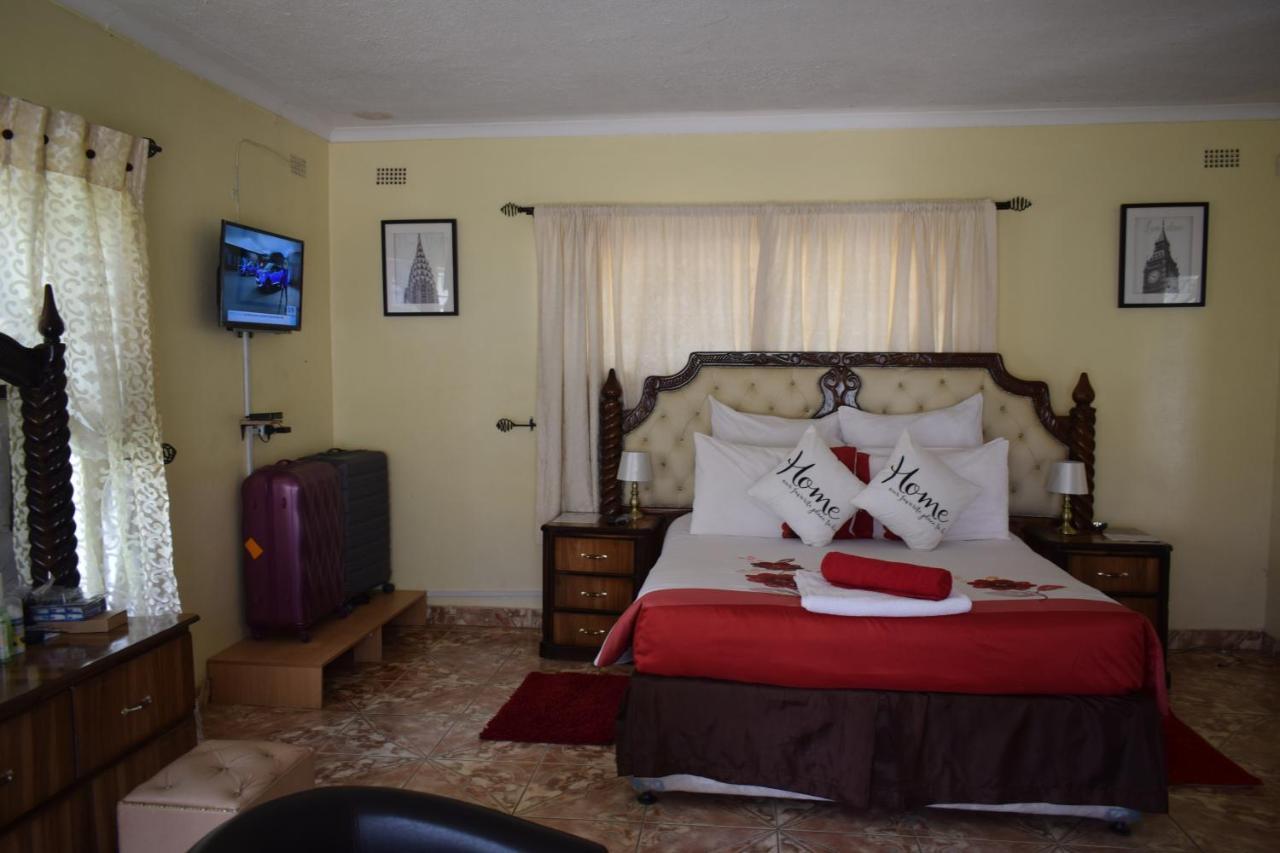 The Crown Inn Guest House Northwood Экстерьер фото